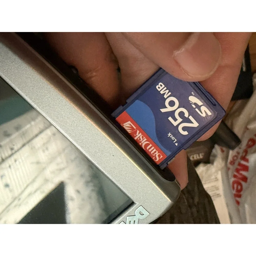DELL Axim PDA Pocket PC HC01U , Works Good , W/stylus Pen‎ , No Power Cable